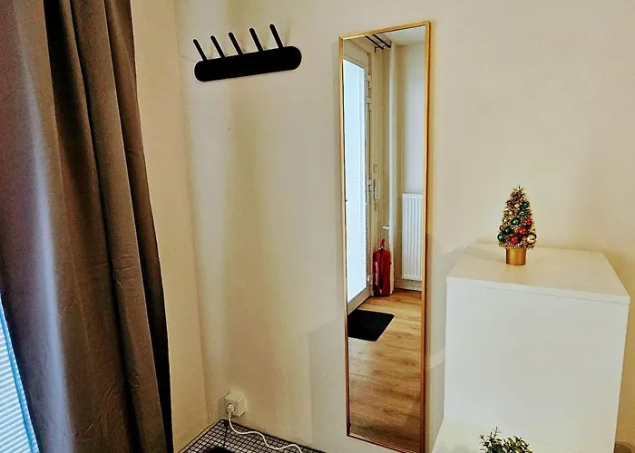 Lejlighed Superior 2br For Business & Leisure, Private Garden, Free Parking & Gym, By Live-inn 1