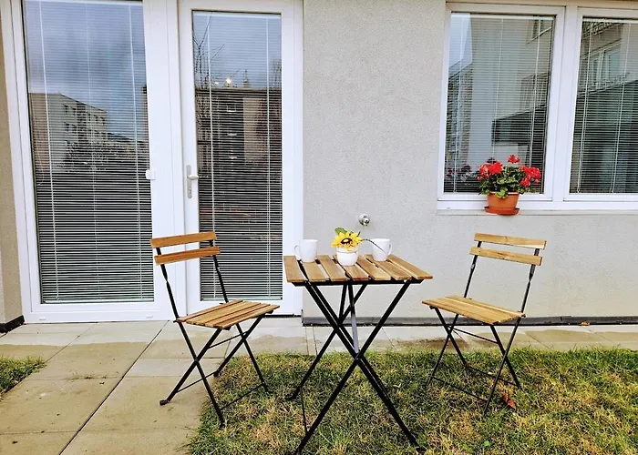 Lejlighed Superior 2br For Business & Leisure, Private Garden, Free Parking & Gym, By Live-inn 1 Prag